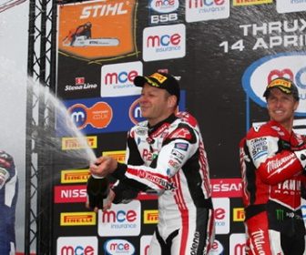 2013BSBスラクストン:【レース1・レース2リザルト】 bsb-thruxton-podium