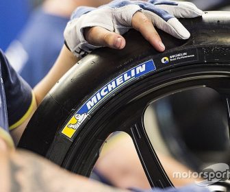 2016年版フロントタイヤ、ライダー賛否両論:2017ヘレステスト motogp-spanish-gp-2017-michelin-tyres