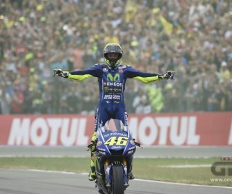 ロッシ『優勝の喜びを味わうためだけに走っている』2017アッセンGP rossi-dom (2)