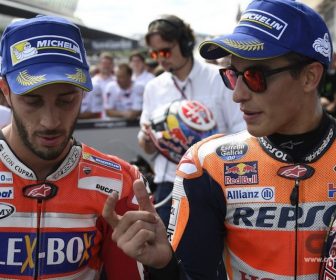マルケス『挑んでおかなければ、ぐっすり眠られない』2017オーストリアGP dovizioso-maquez2