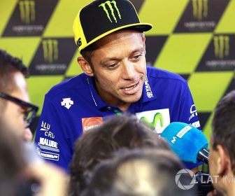 ロッシ、チェコ大臣『グリッドに入って来ない方がいい人間もいる』2017オーストリアGP motogp-czech-gp-2017-valentino-rossi-yamaha-factory-racing-5123900
