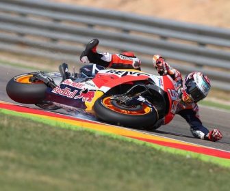 マルケス転倒『手応え以上のスピードを出してしまった』2017アラゴンGP marquez-crash-aragon-q2