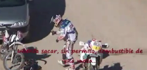 ダカールラリーでガソリン泥棒:フランシスコ・ロペス【動画】 ダカールラリーでガソリン泥棒:フランシスコ・ロペス【動画】