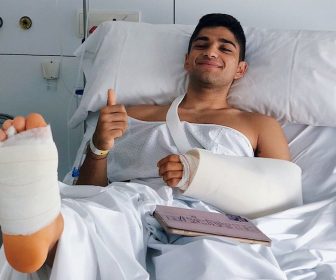 マルティン転倒、腕と足を骨折:2019 モト2ヘレステスト jorge-martin-piedi