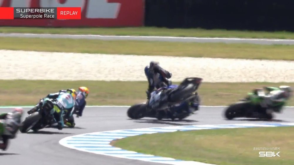 ガードナー転倒、エガーターを巻き込む：2023 SBK オーストラリア